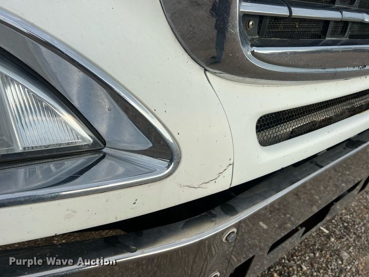 image for item NA9090 2007 Freightliner Columbia semi truck