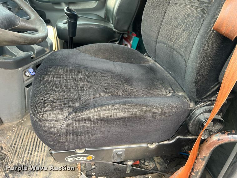 image for item NA9090 2007 Freightliner Columbia semi truck