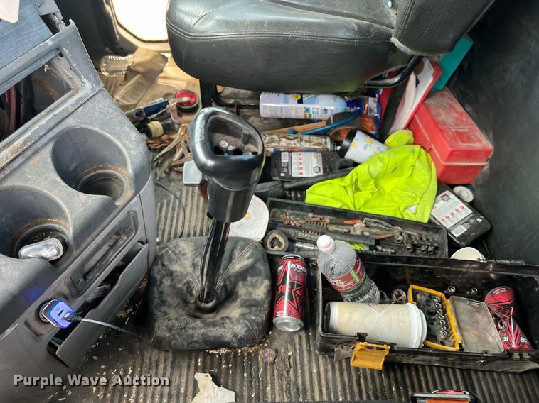 image for item NA9090 2007 Freightliner Columbia semi truck