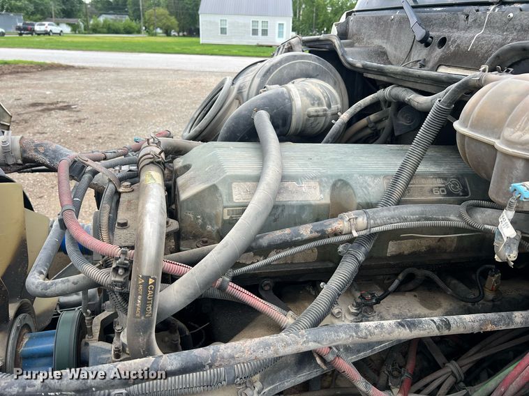 image for item NA9090 2007 Freightliner Columbia semi truck