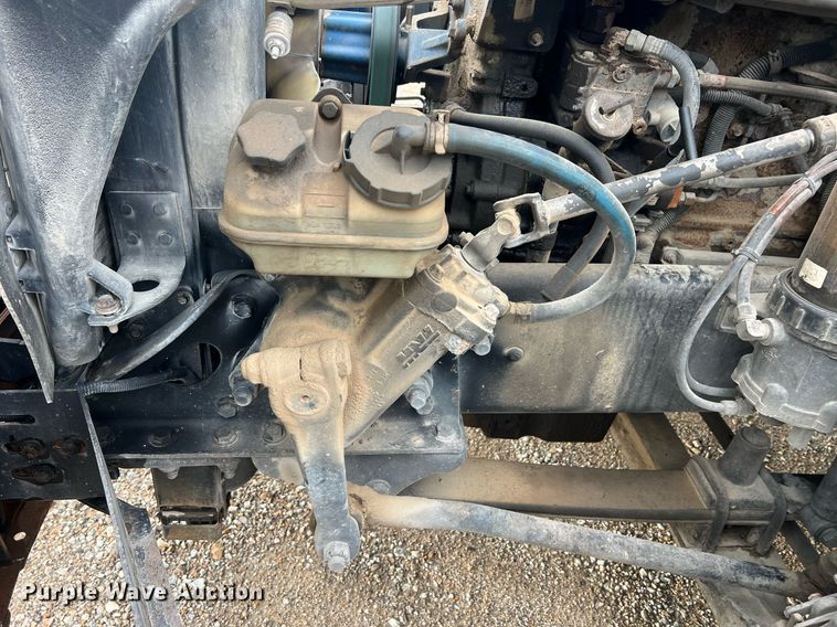 image for item NA9090 2007 Freightliner Columbia semi truck