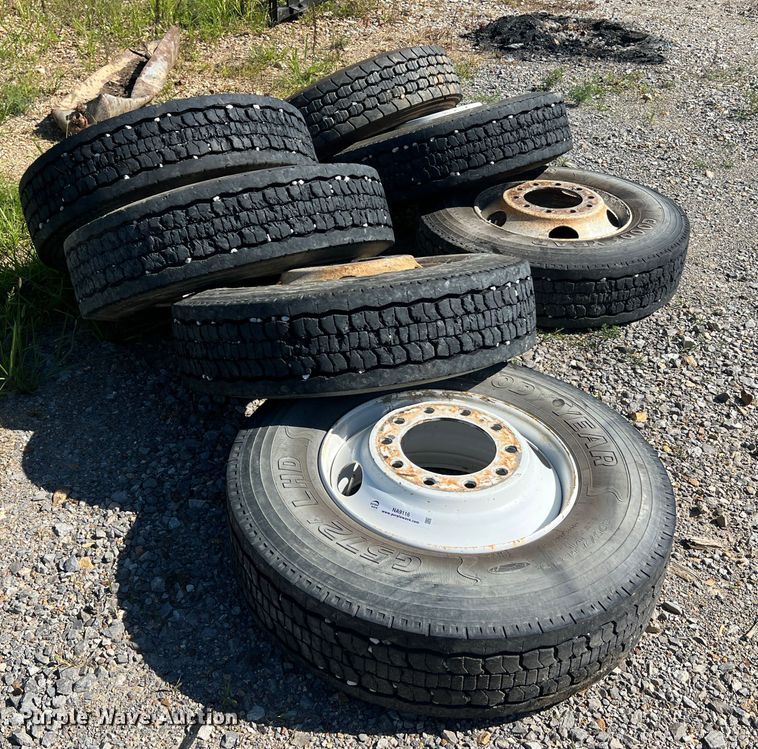 image for item NA9116 (7) 295/75R22.5 tires and wheels