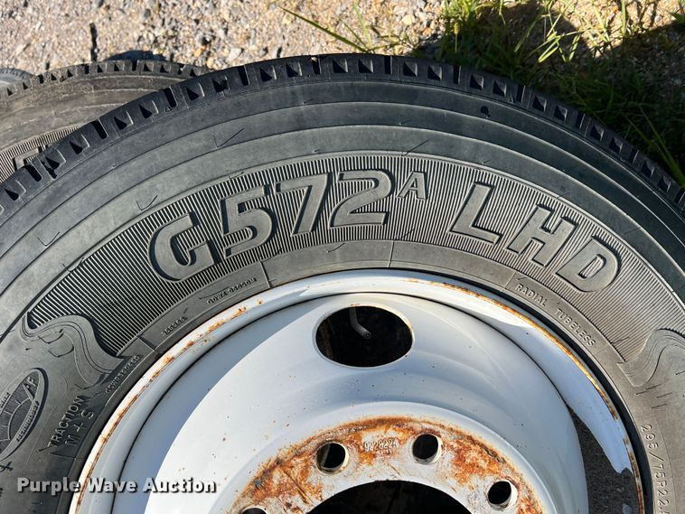 image for item NA9116 (7) 295/75R22.5 tires and wheels