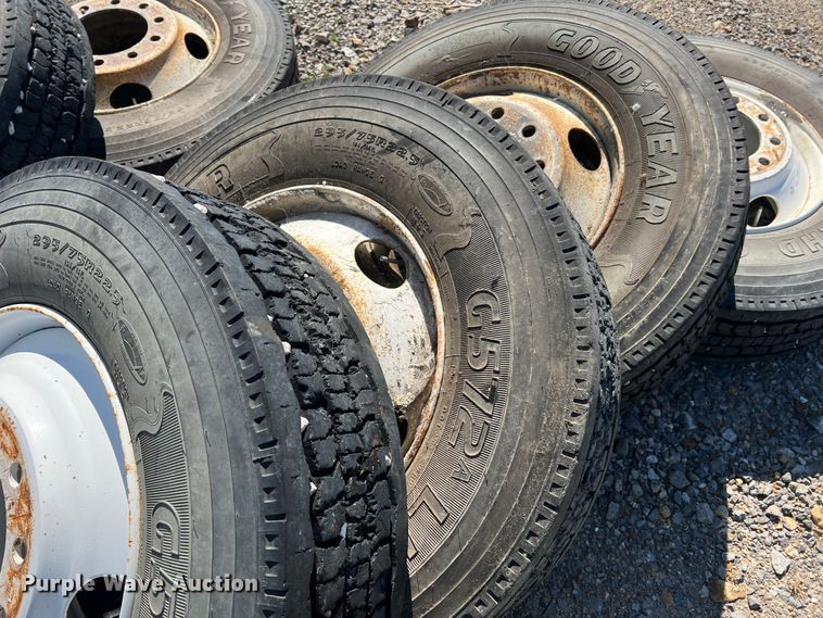 image for item NA9116 (7) 295/75R22.5 tires and wheels