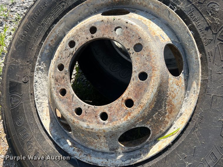 image for item NA9116 (7) 295/75R22.5 tires and wheels