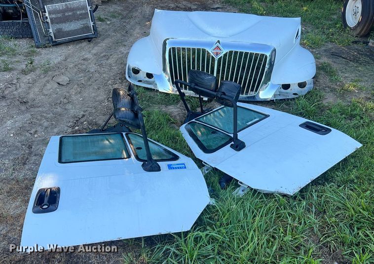 image for item NA9152 International  truck parts