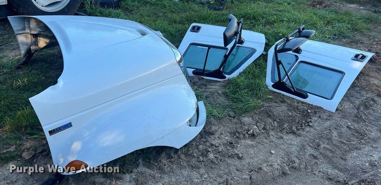 image for item NA9152 International  truck parts