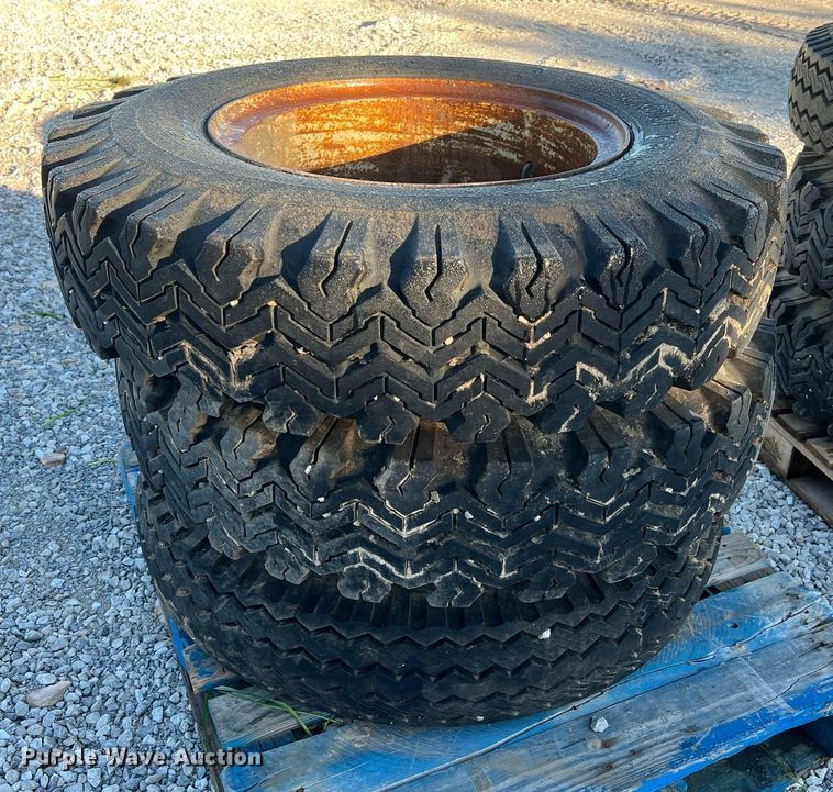 image for item NA9153 (6) 9.00-20 tires and wheels