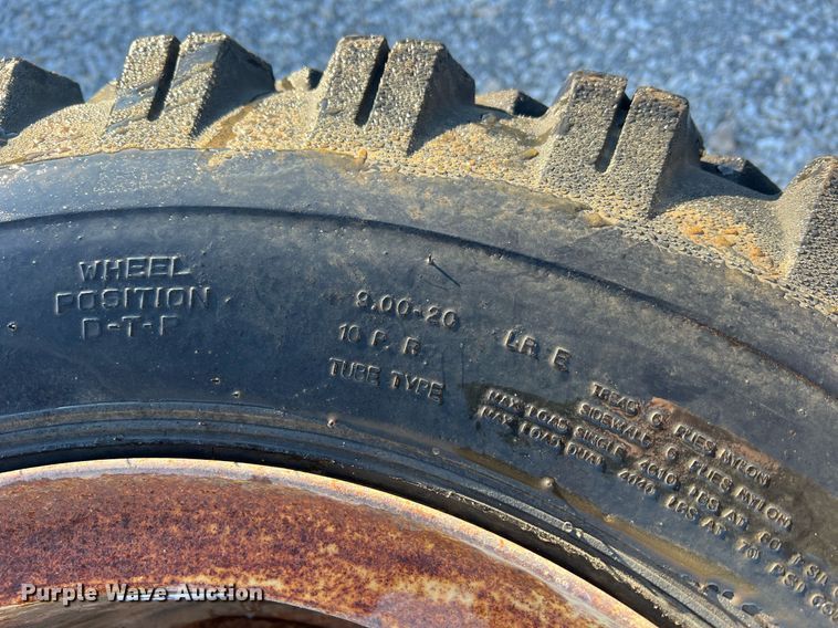 image for item NA9153 (6) 9.00-20 tires and wheels