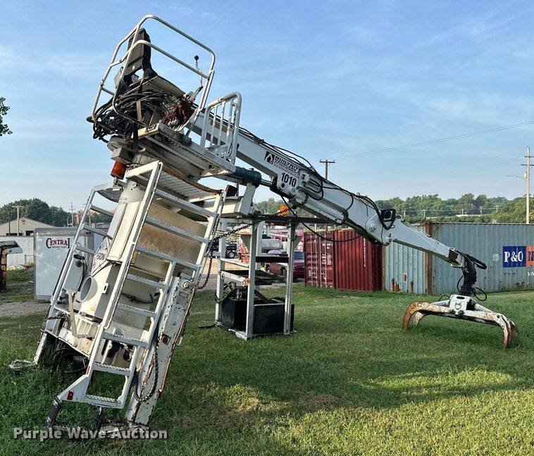 image for item NL9010 Builtrite 1010  truck crane