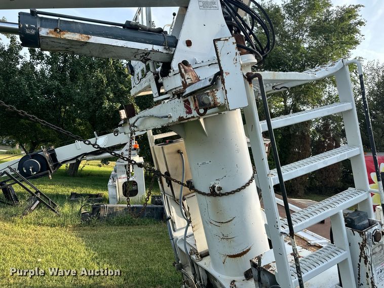 image for item NL9010 Builtrite 1010  truck crane