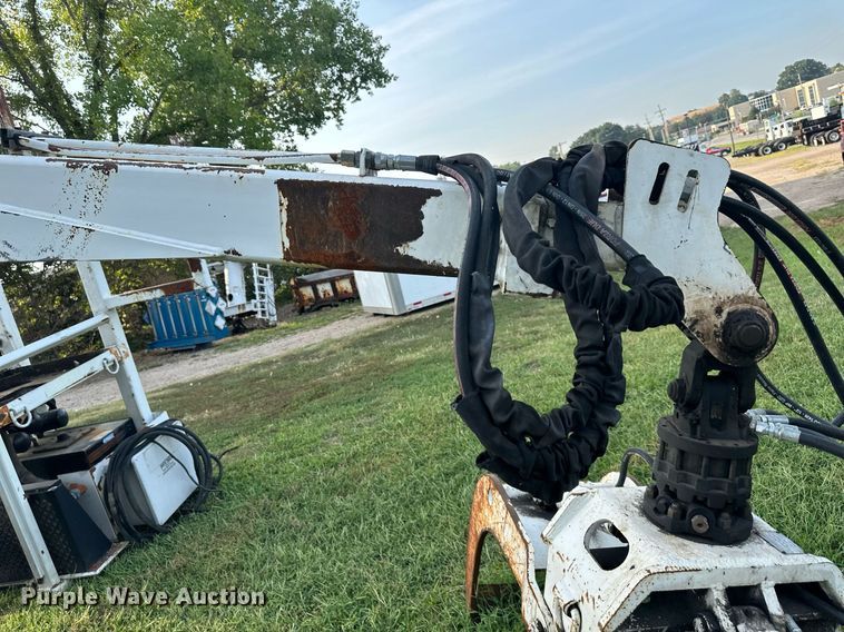 image for item NL9010 Builtrite 1010  truck crane