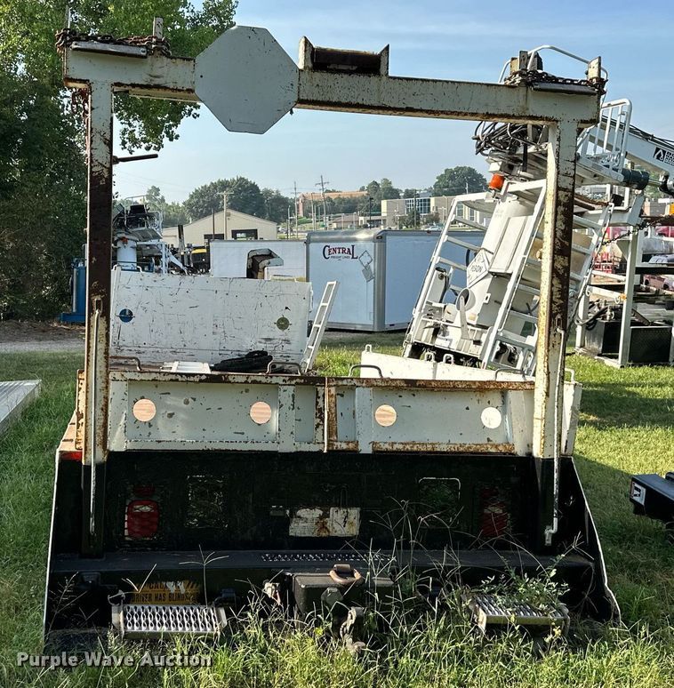 image for item NL9012 22' L flatbed