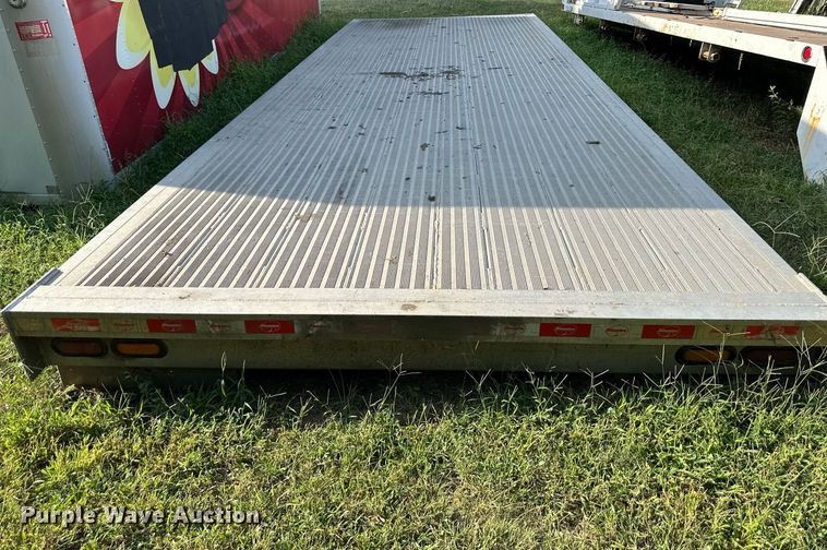 image for item NL9013 24' L aluminum flatbed
