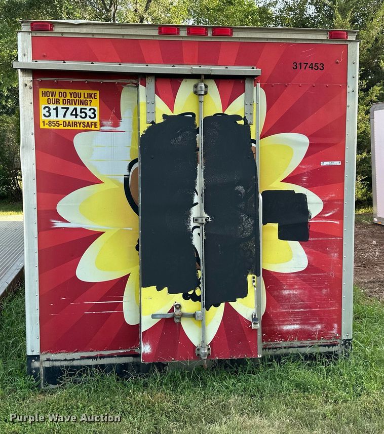 image for item NL9014 26' L x 102" W box bed