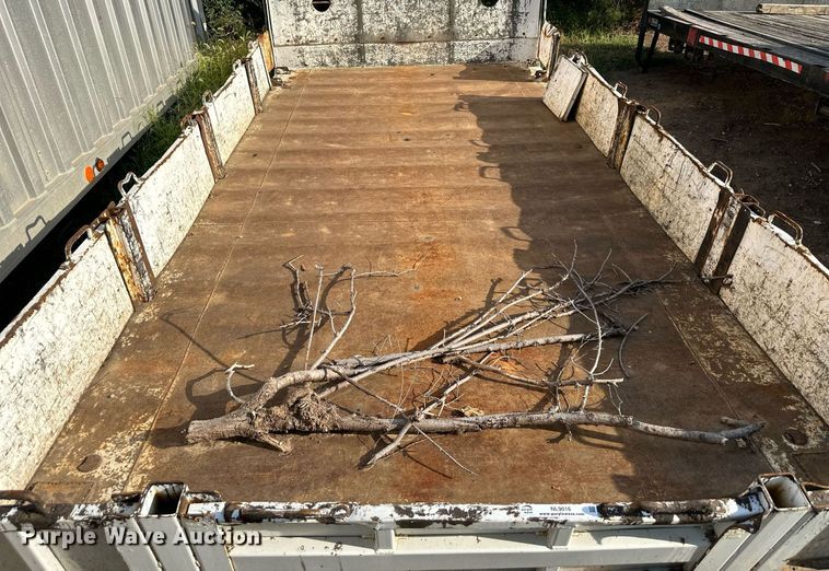 image for item NL9016 16' L x 96" W flatbed