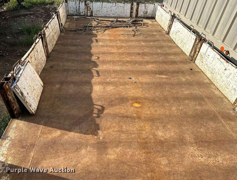 image for item NL9016 16' L x 96" W flatbed