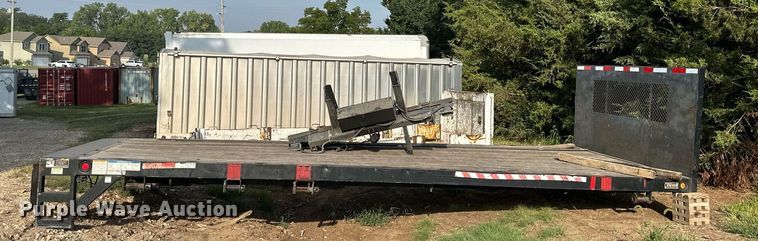 image for item NL9017 21' 6" L x 96" W flatbed