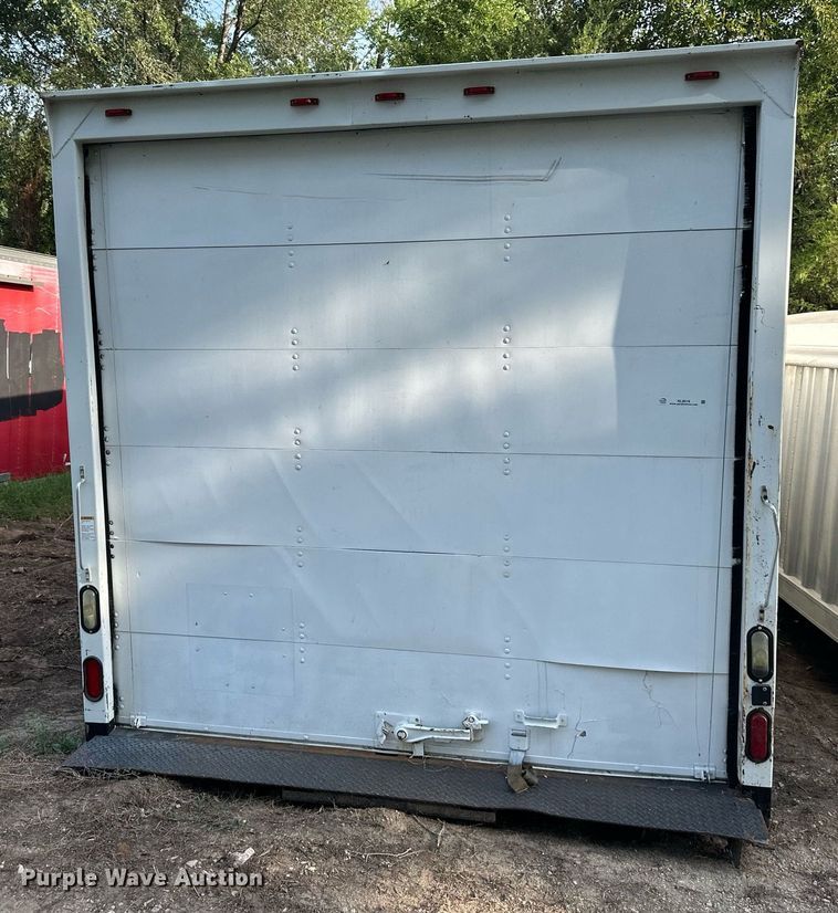 image for item NL9019 22' L x 102" W box bed