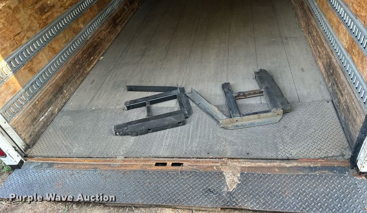 image for item NL9019 22' L x 102" W box bed