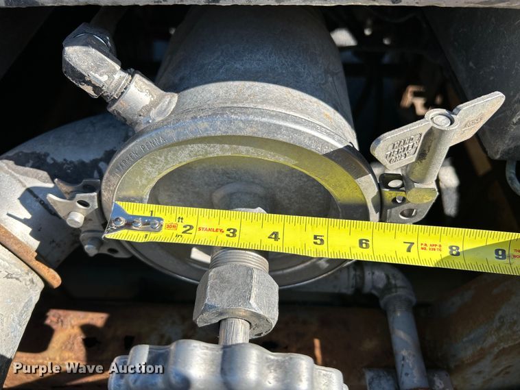 image for item NL9518 1989 Sunshine Stainless Tank & Equip  tank trailer