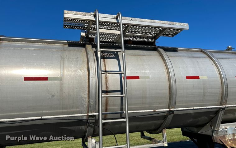 image for item NL9518 1989 Sunshine Stainless Tank & Equip  tank trailer