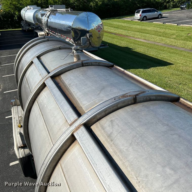 image for item NL9518 1989 Sunshine Stainless Tank & Equip  tank trailer