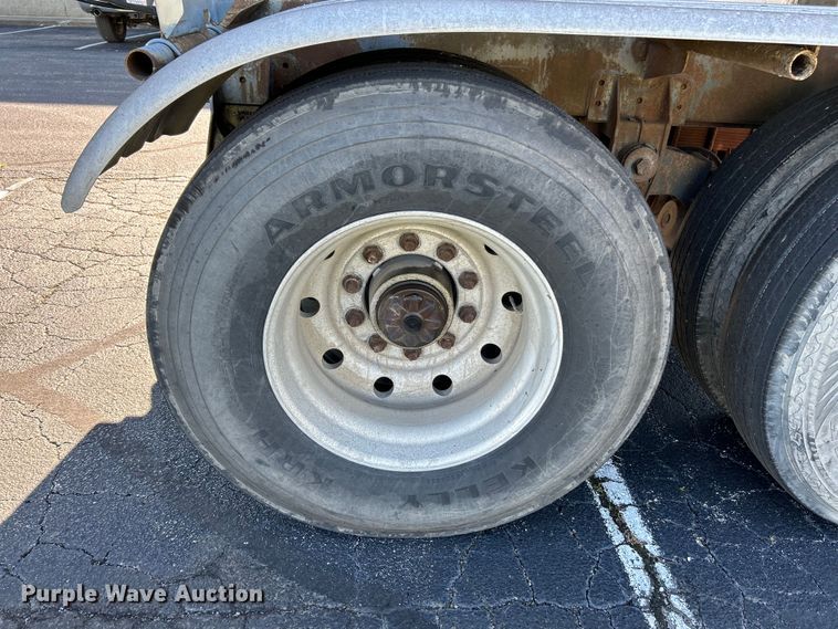 image for item NL9518 1989 Sunshine Stainless Tank & Equip  tank trailer