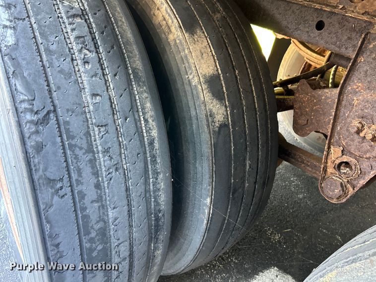 image for item NL9519 1990 Great Dane 7311TJWN 53  dry van trailer