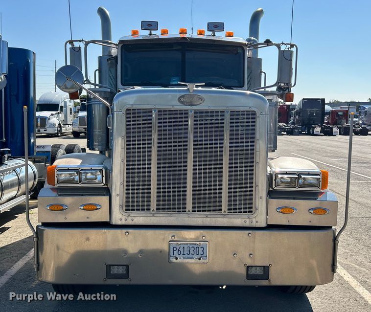image for item NL9520 2007 Peterbilt 379  semi truck