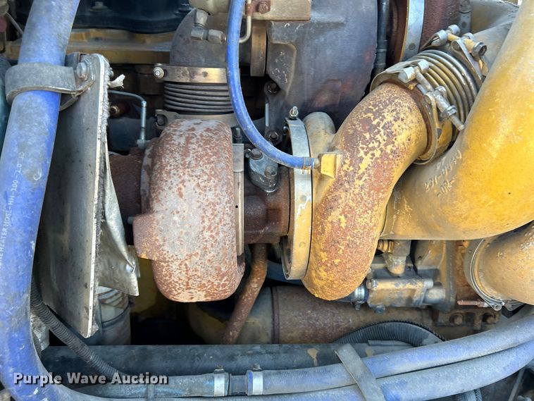 image for item NL9520 2007 Peterbilt 379  semi truck