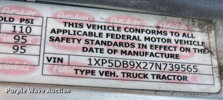 image for item NL9520 2007 Peterbilt 379  semi truck