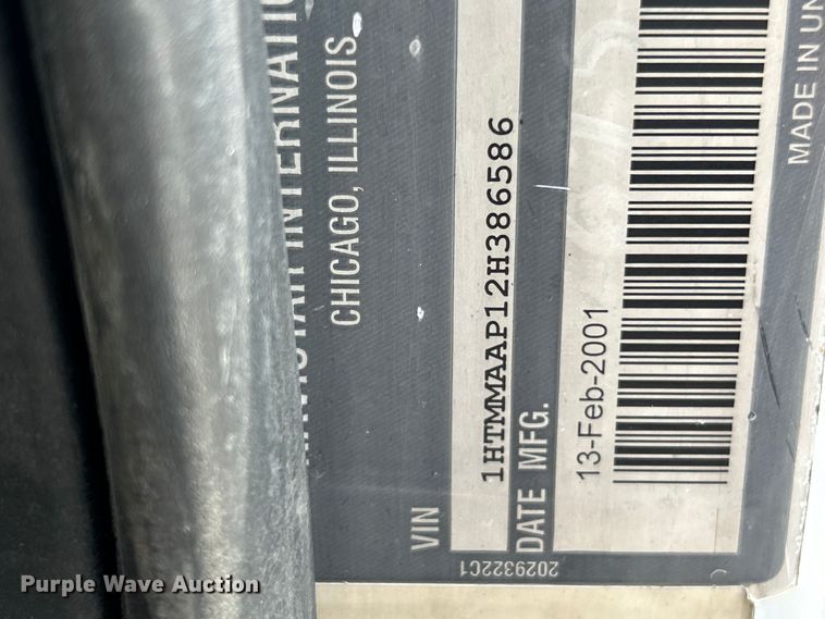 image for item NL9566 2002 International 4300  utility / service truck