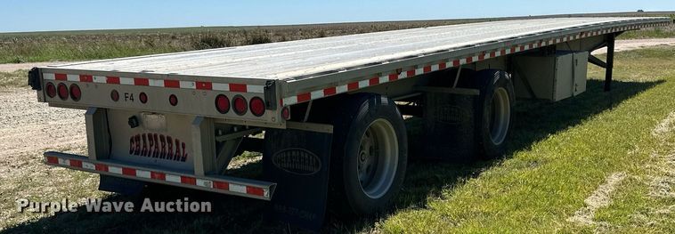 image for item NP9407 2007 Chaparral  flatbed trailer