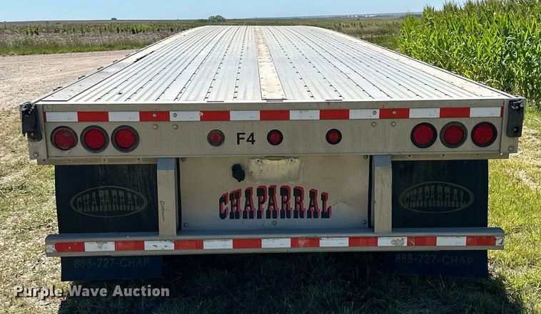 image for item NP9407 2007 Chaparral  flatbed trailer
