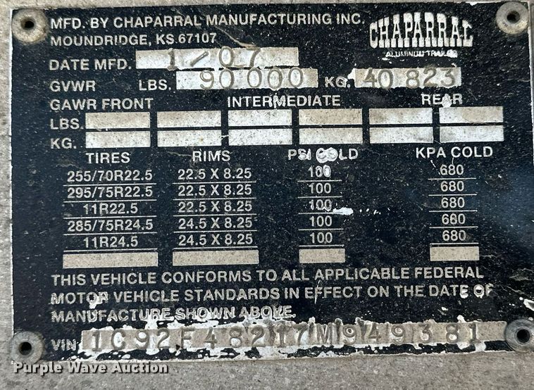 image for item NP9407 2007 Chaparral  flatbed trailer