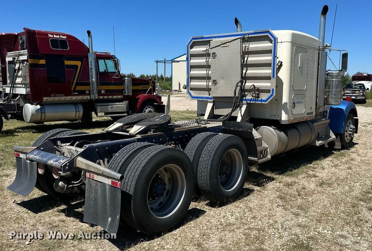 image for item NP9409 1994 Kenworth W900B  semi truck