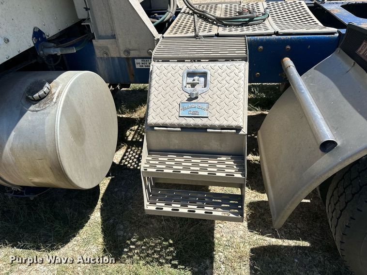 image for item NP9409 1994 Kenworth W900B  semi truck