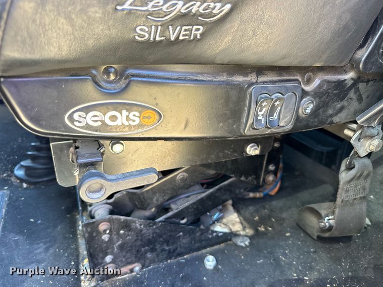 image for item NP9409 1994 Kenworth W900B  semi truck