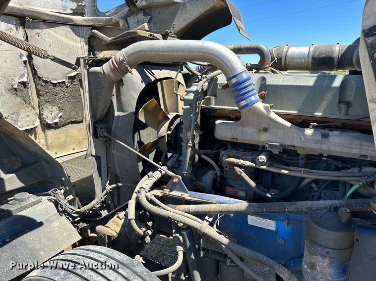 image for item NP9409 1994 Kenworth W900B  semi truck