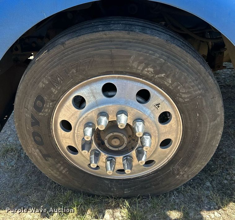 image for item NP9409 1994 Kenworth W900B  semi truck