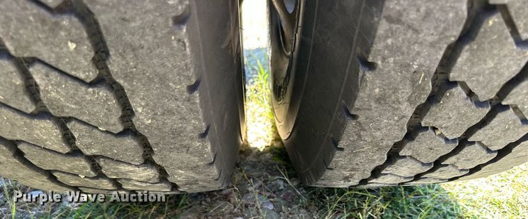 image for item NP9409 1994 Kenworth W900B  semi truck