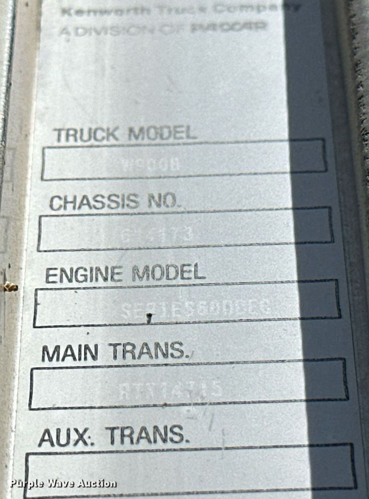 image for item NP9409 1994 Kenworth W900B  semi truck