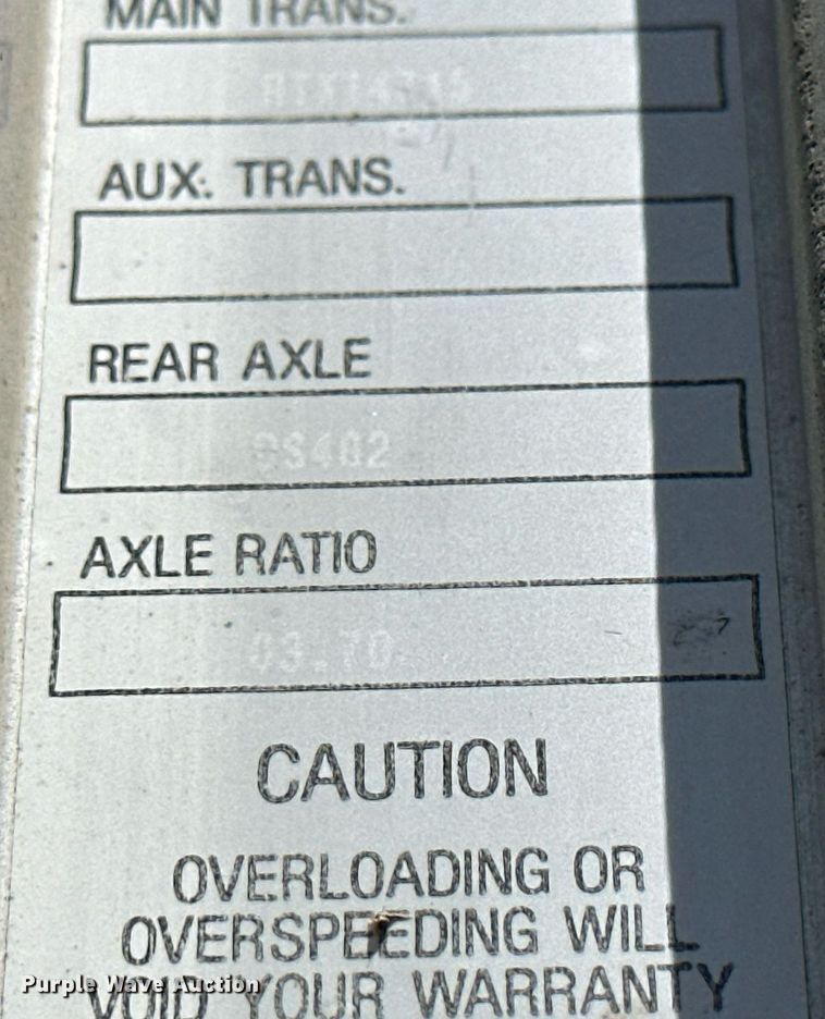 image for item NP9409 1994 Kenworth W900B  semi truck