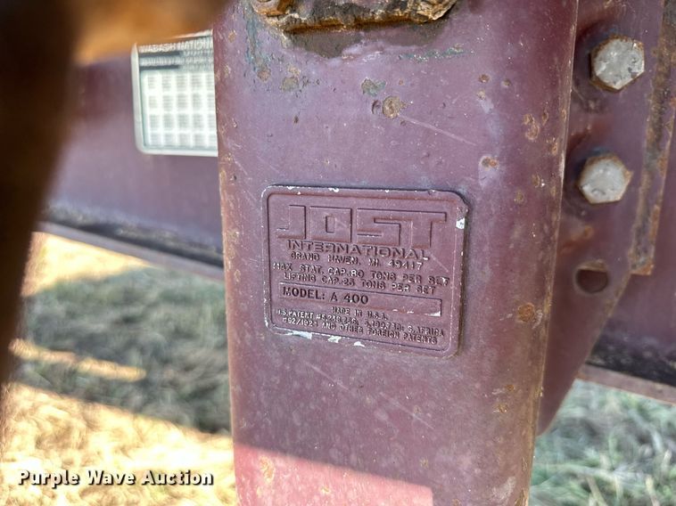 image for item NP9459 2000 Fruehauf  flatbed trailer