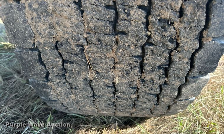 image for item NP9459 2000 Fruehauf  flatbed trailer