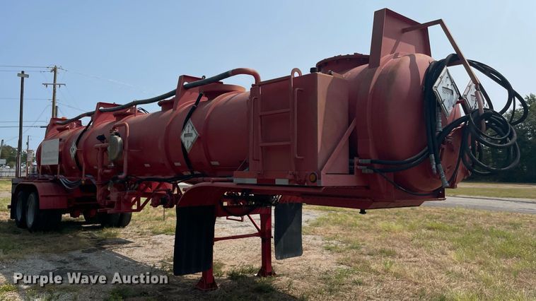 image for item NT9486 2010 Tiger Manufacturing  tank trailer