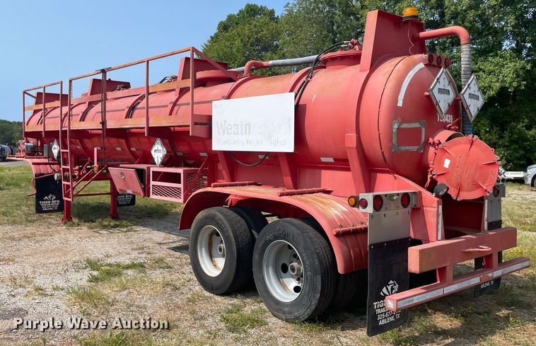 image for item NT9486 2010 Tiger Manufacturing  tank trailer