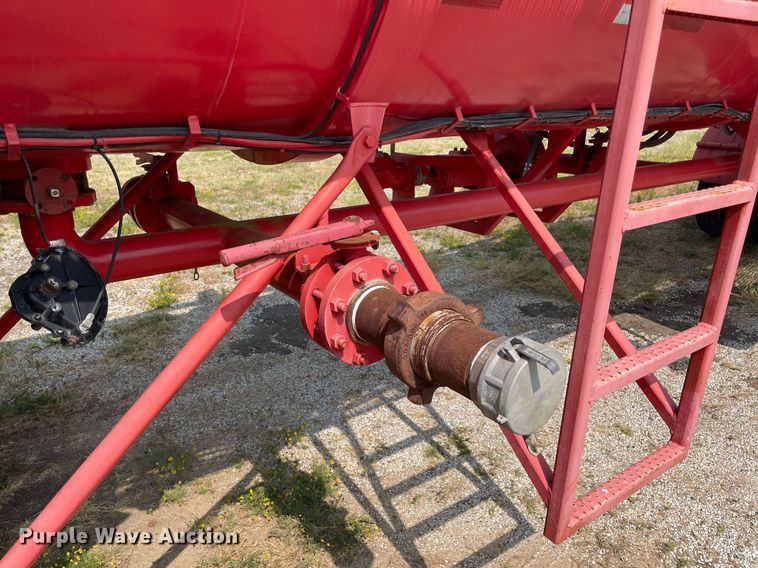 image for item NT9486 2010 Tiger Manufacturing  tank trailer