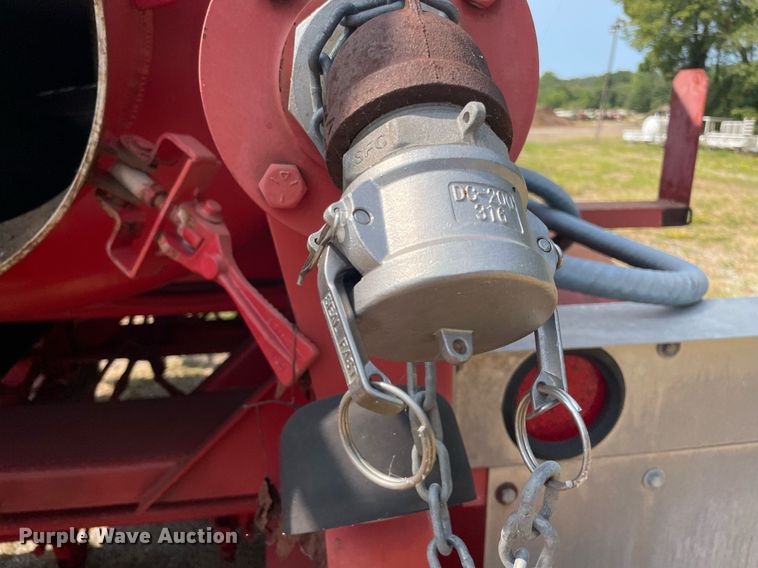 image for item NT9486 2010 Tiger Manufacturing  tank trailer